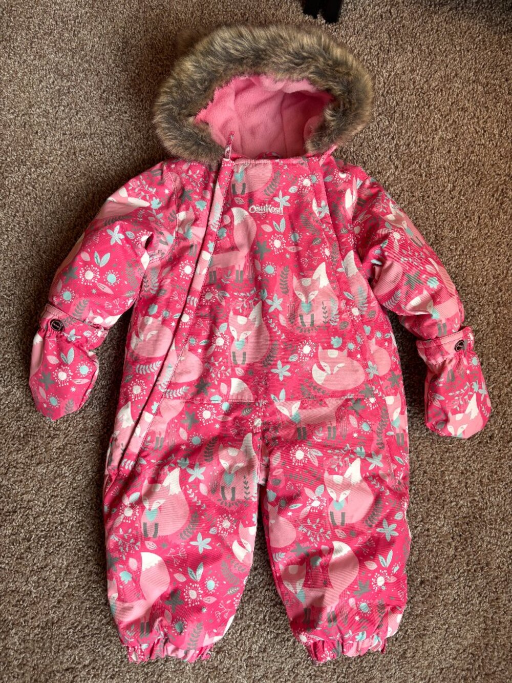 OshKosh B'Gosh Baby Girl 6-9 Months One-Piece Winter Snowsuit Pink Fox Print